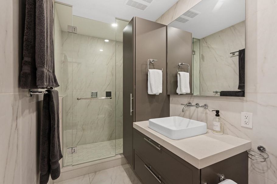 2898 Yukon Street Vancouver, BC - 24