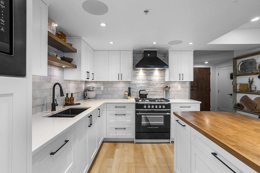 TH2 168 E Esplanade Avenue North Vancouver, BC - 11