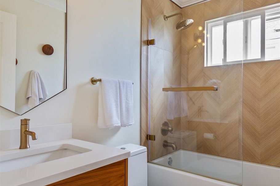 6450 St. George Street Vancouver, BC - 14