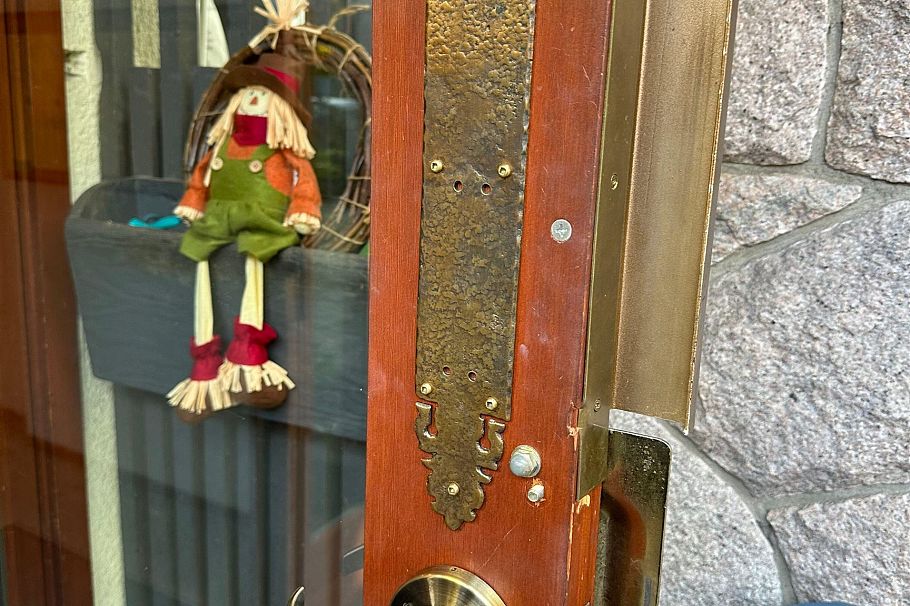 305 3530 Cambie Street Vancouver, BC - 4