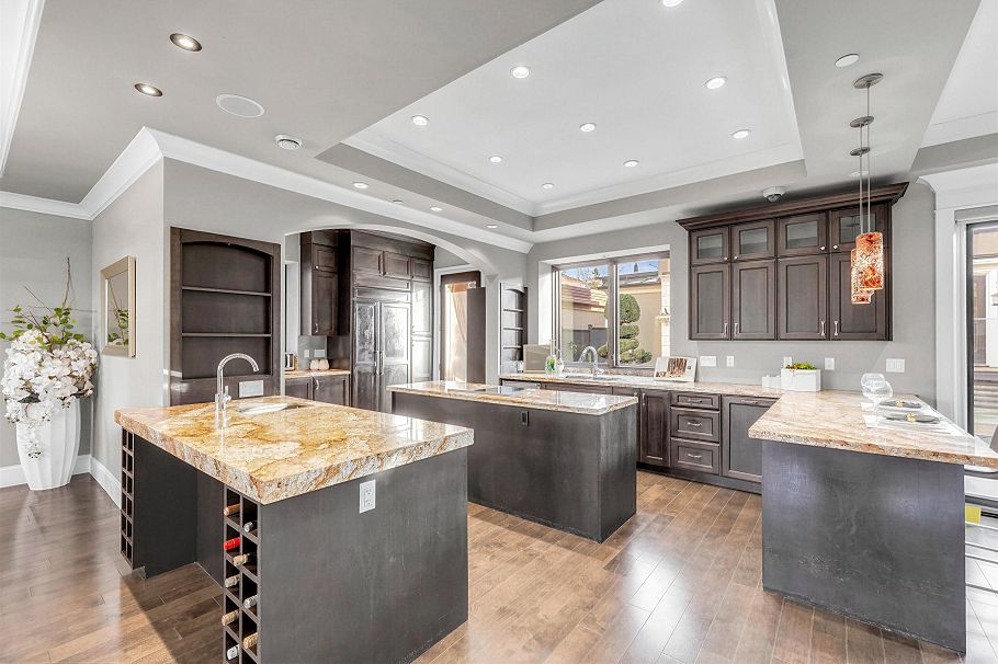 4320 W 8th Avenue Vancouver, BC - 7