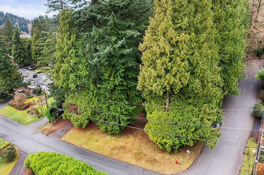 LOT 2 3091 Royal Avenue North Vancouver, BC - 8