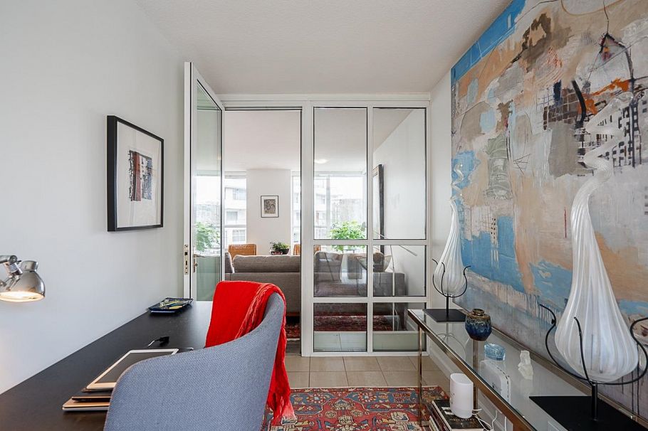 302 1228 Marinaside Crescent Vancouver, BC - 9