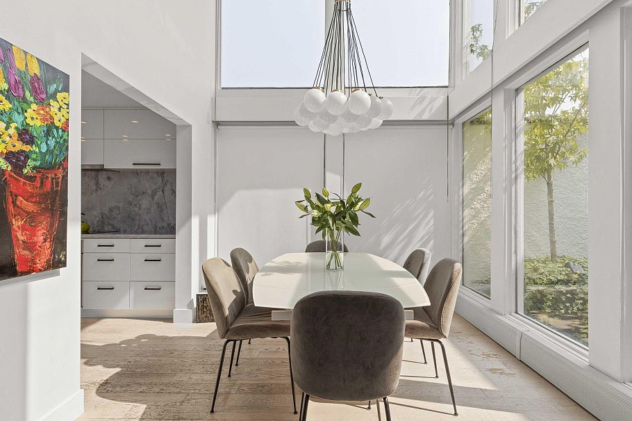 4615 W 7th Avenue Vancouver, BC - 11