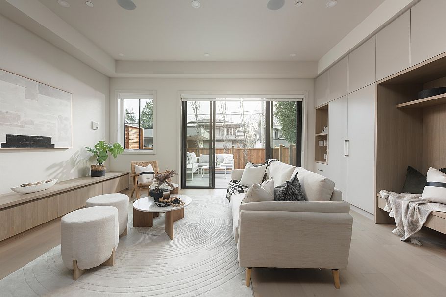 2138 E 10 Avenue Vancouver, BC - 8