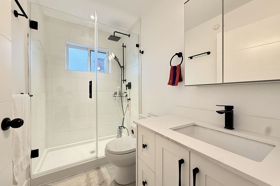 2931 E 28th Avenue Vancouver, BC - 13