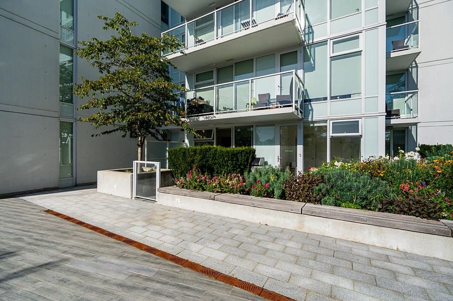 301 4638 Gladstone Street Vancouver, BC - 20