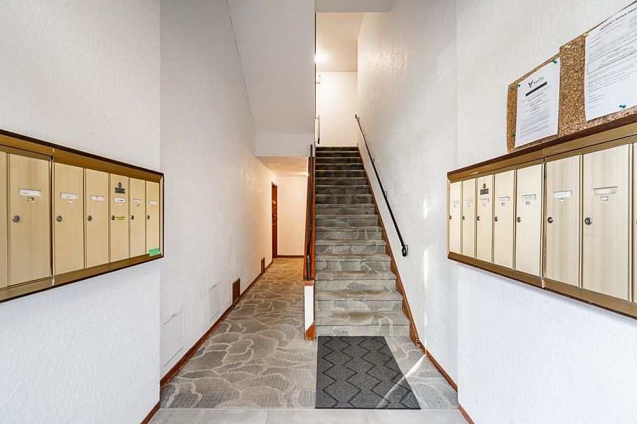 305 3530 Cambie Street Vancouver, BC - 5