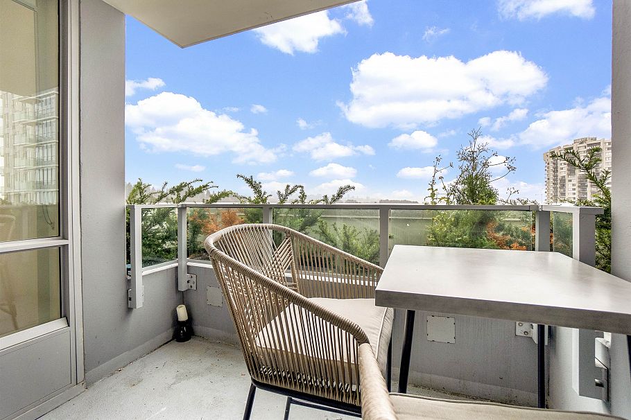 1302 1675 Lions Gate Lane North Vancouver, BC - 25