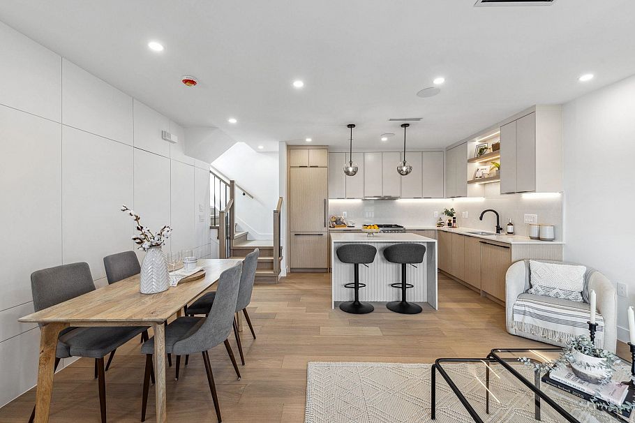 3381 Victoria Drive Vancouver, BC - 13