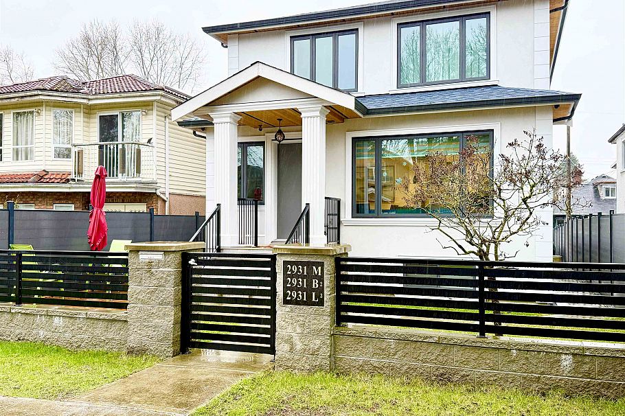 2931 E 28th Avenue Vancouver, BC - 1