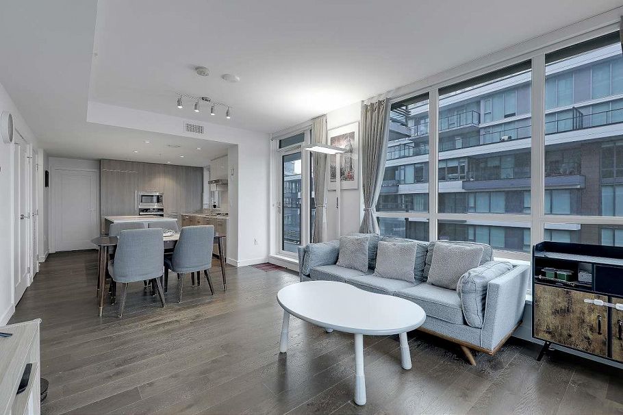 1003 3331 No. 3 Road Richmond, BC - 14