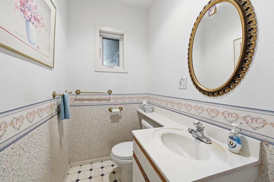 3775 W 35th Avenue Vancouver, BC - 15