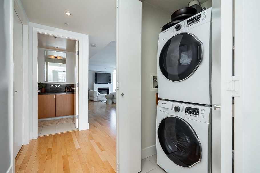 1904 1205 W Hastings Street Vancouver, BC - 34