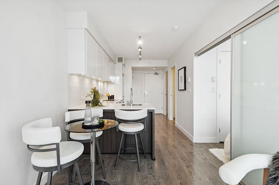 2203 1308 Hornby Street Vancouver, BC - 6