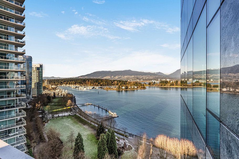 1301 277 Thurlow Street Vancouver, BC - 17