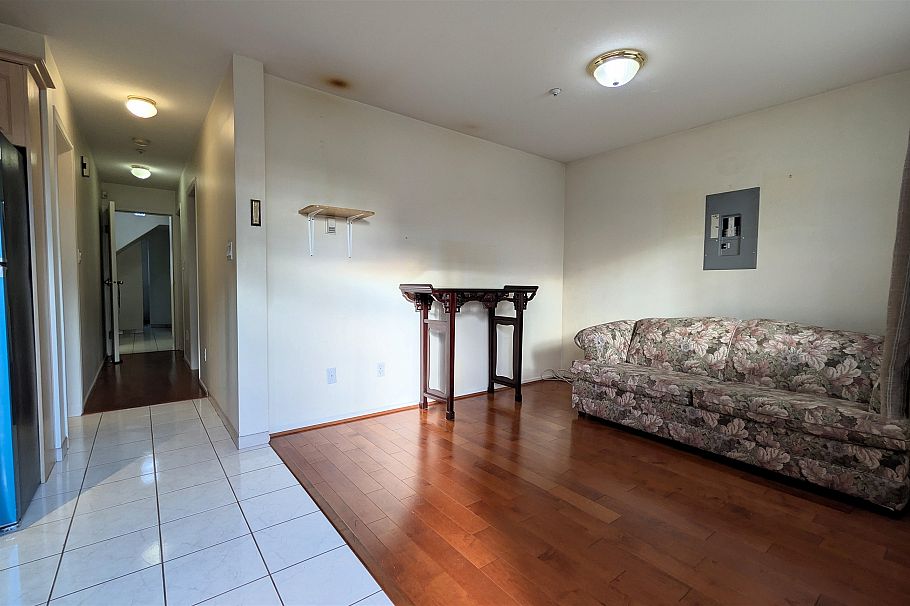 708 E 49th Avenue Vancouver, BC - 15