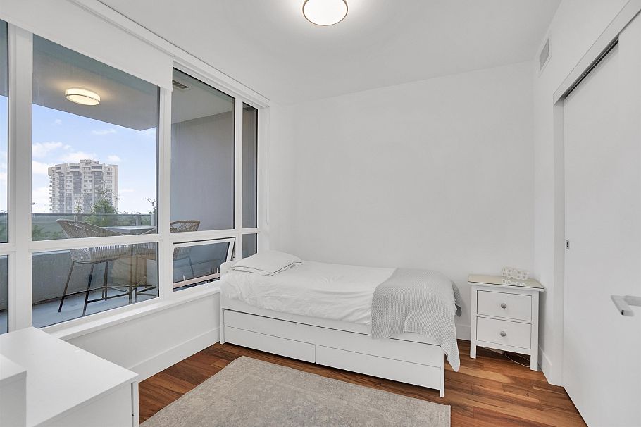 1302 1675 Lions Gate Lane North Vancouver, BC - 23