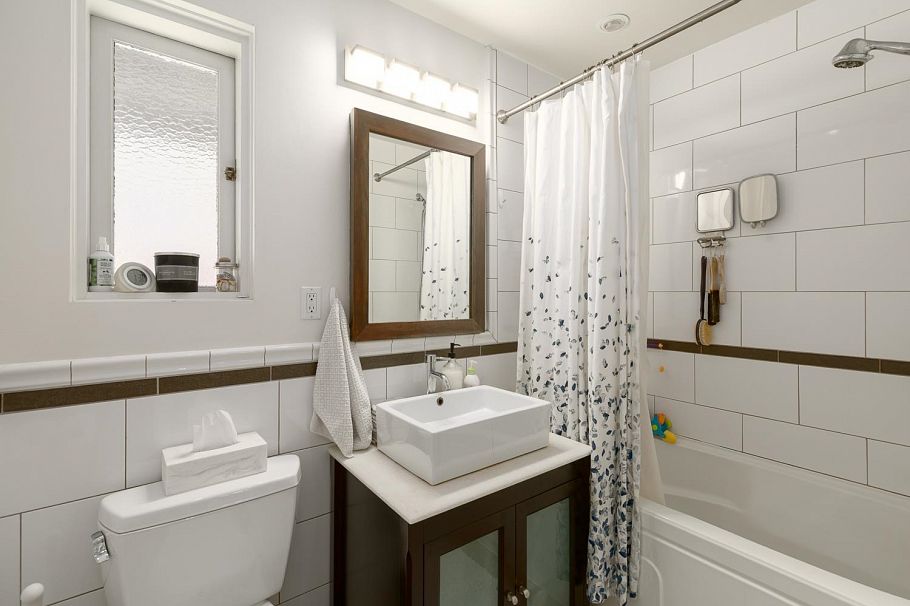 2988 Point Grey Road Vancouver, BC - 14