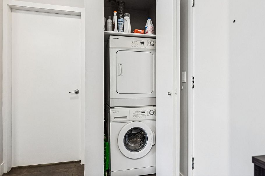 302 1273 Marine Drive North Vancouver, BC - 19