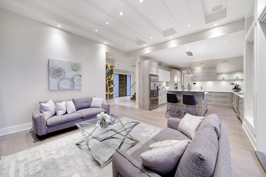 517 Granada Crescent North Vancouver, BC - 9