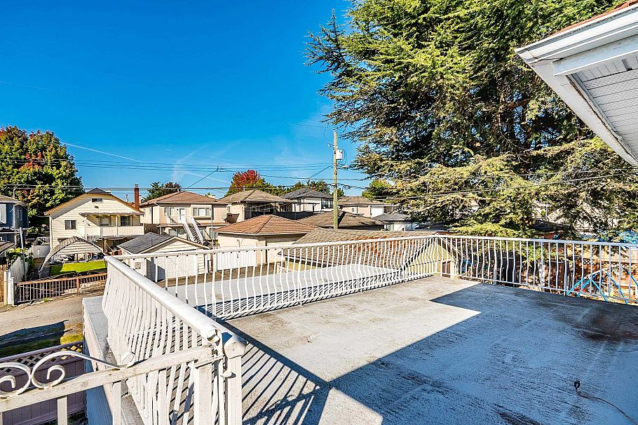 6465 St. Catherines Street Vancouver, BC - 18