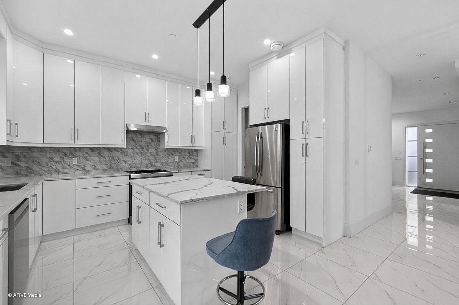 1052 E 50th Avenue Vancouver, BC - 34