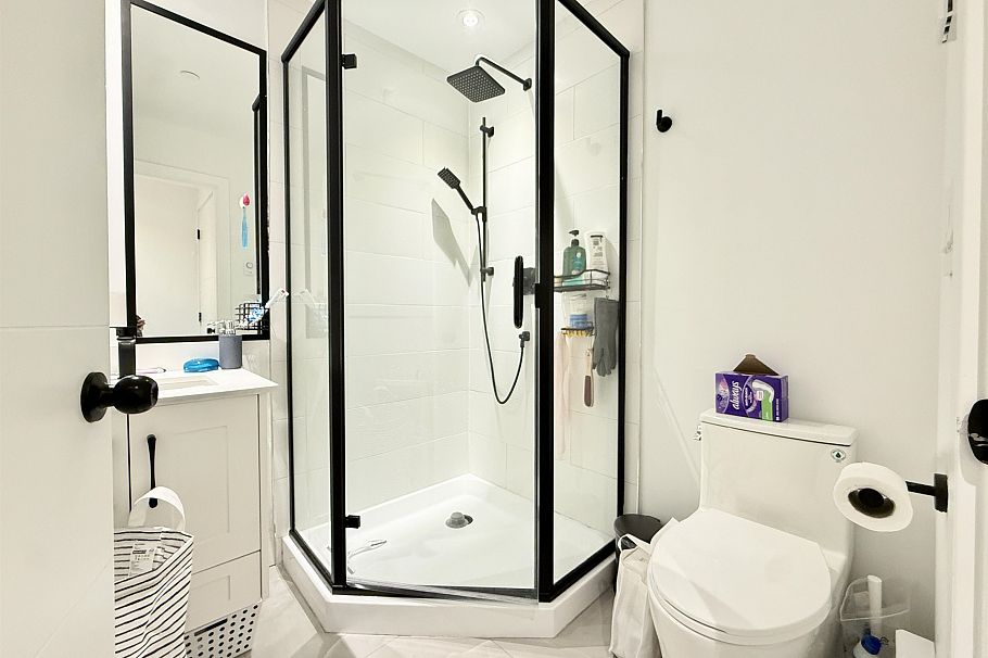 2931 E 28th Avenue Vancouver, BC - 24