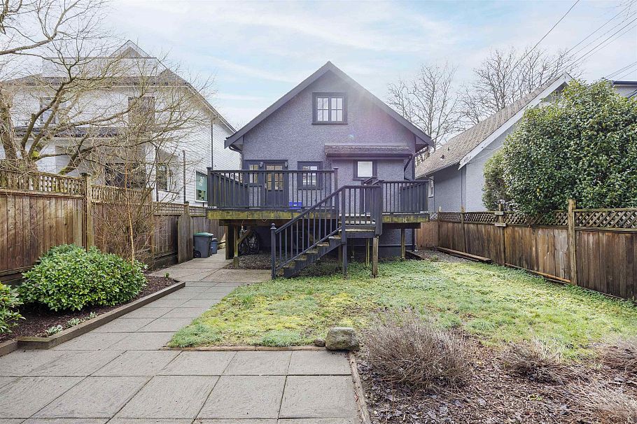 3749 W King Edward Avenue Vancouver, BC - 30