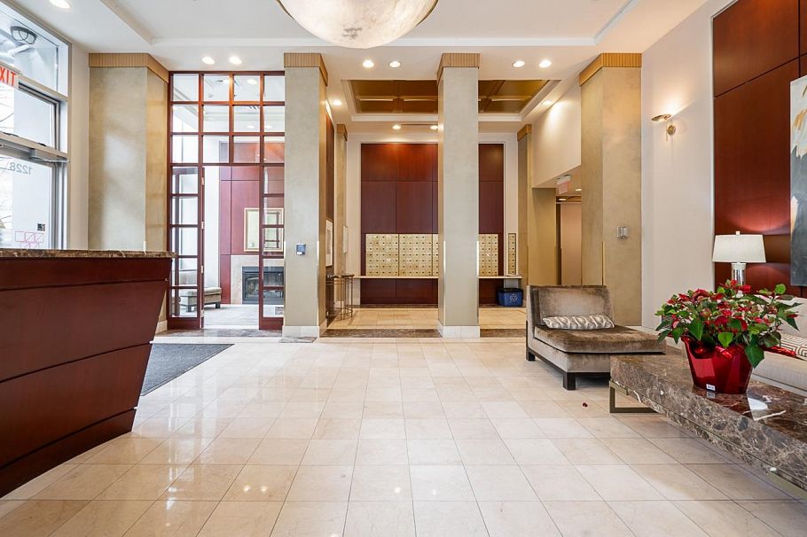 302 1228 Marinaside Crescent Vancouver, BC - 25