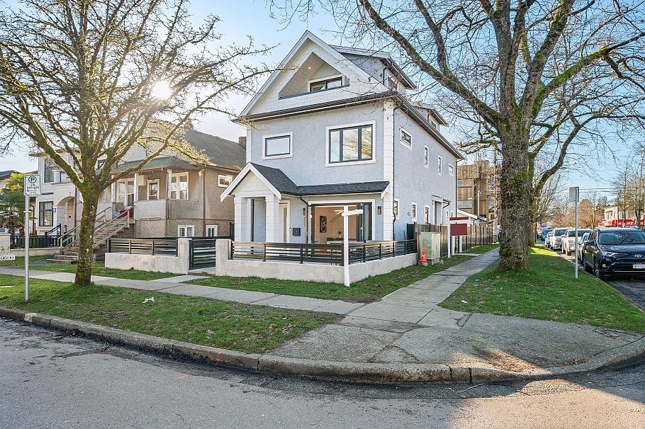 6307 Chester Street Vancouver, BC - 1