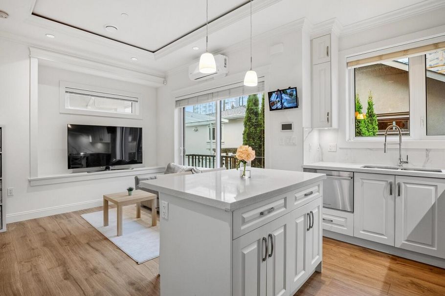 5095 Moss Street Vancouver, BC - 8