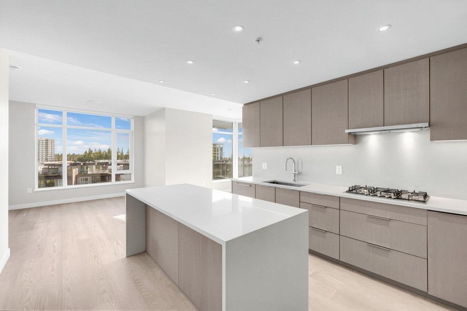 802 6138 Birney Avenue Vancouver, BC - 3