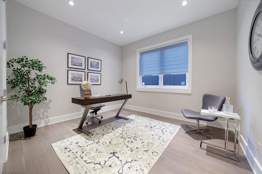 517 Granada Crescent North Vancouver, BC - 13