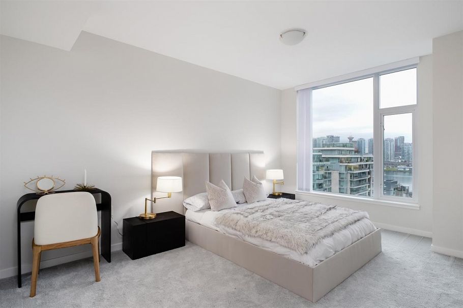 707 1708 Ontario Street Vancouver, BC - 7