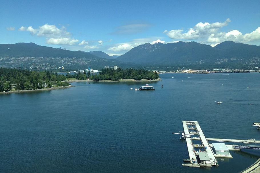 1301 277 Thurlow Street Vancouver, BC - 1