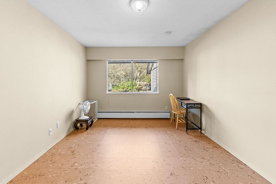 54 912 Premier Street North Vancouver, BC - 17