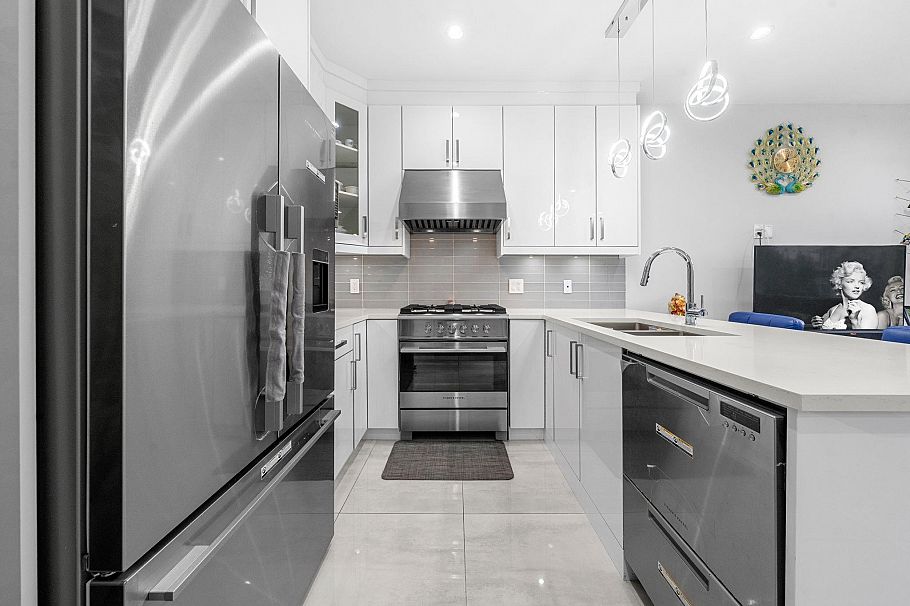 6751 Knight Street Vancouver, BC - 12