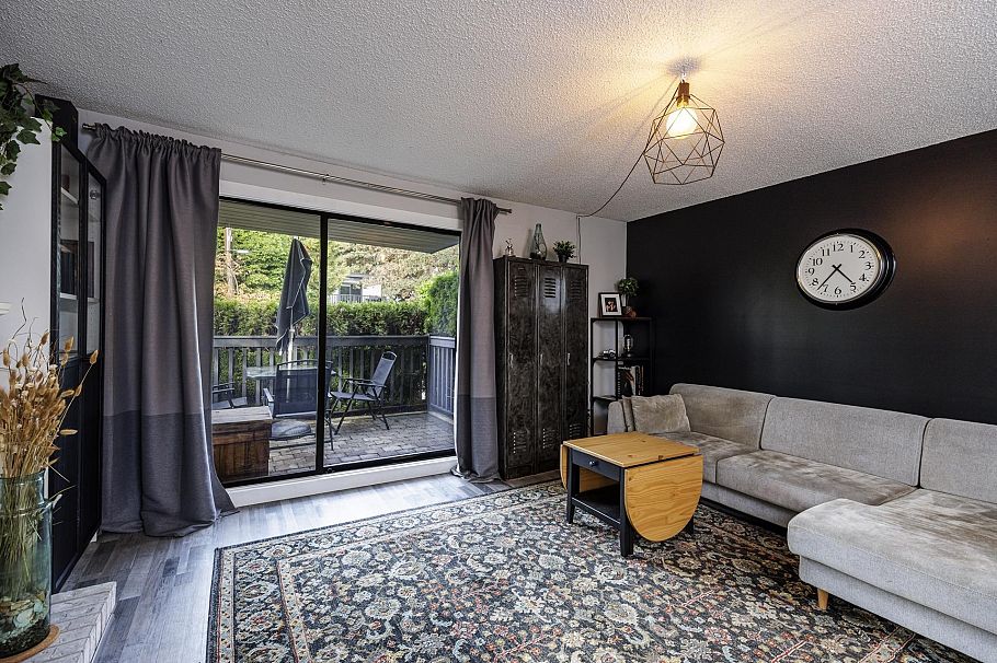 3132 Lonsdale Avenue North Vancouver, BC - 5