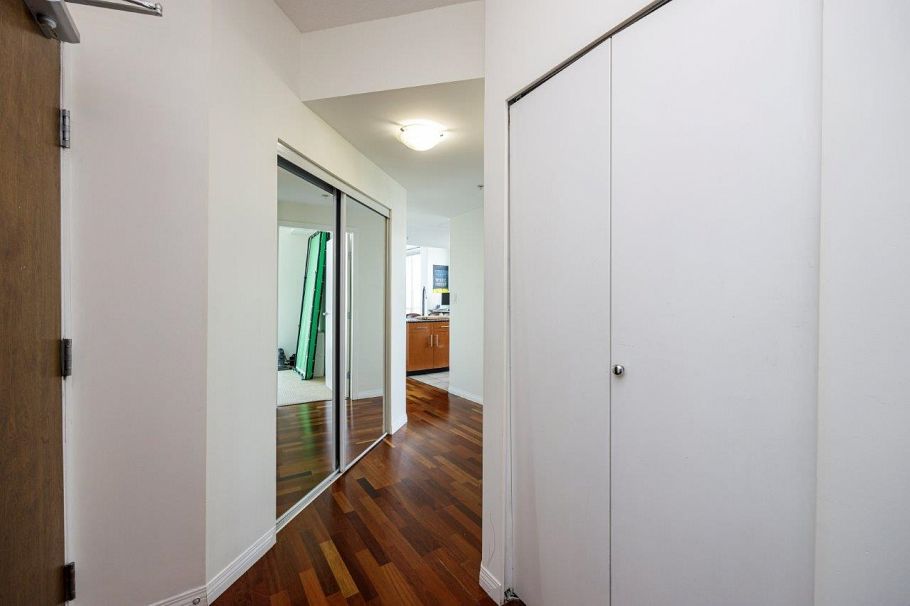 2107 188 E Esplanade North Vancouver, BC - 39