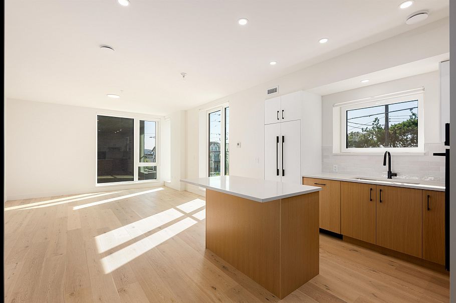 TH6 324 E Ridgeway Avenue North Vancouver, BC - 10