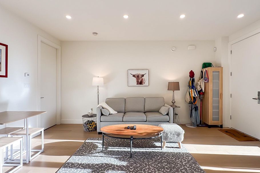 338 E 5th Street North Vancouver, BC - 13