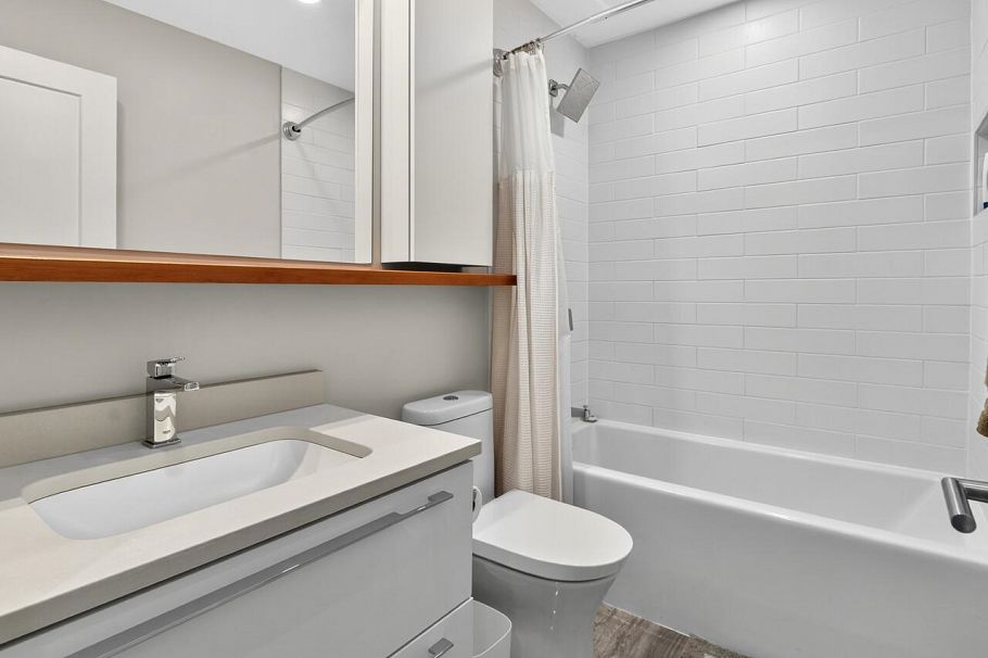 52 650 Roche Point Drive North Vancouver, BC - 19