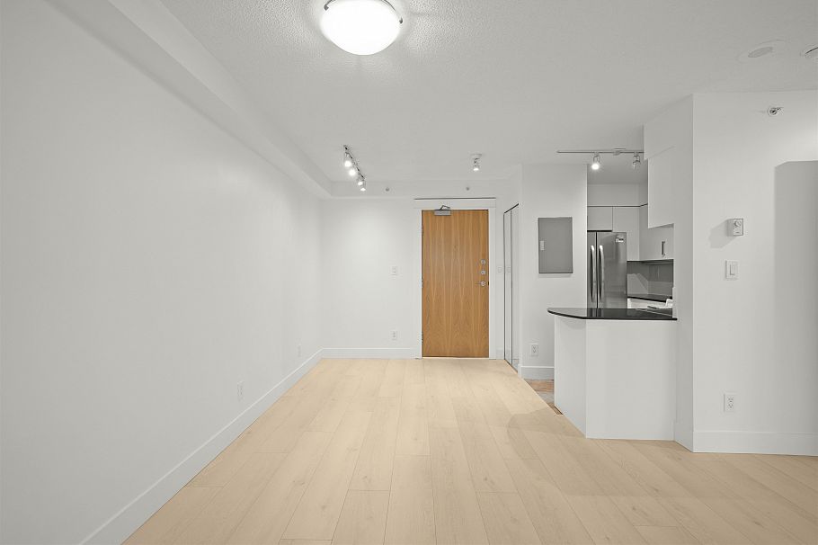 2501 63 Keefer Place Vancouver, BC - 16