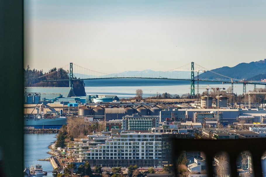 2203 120 W 2nd Street North Vancouver, BC - 2