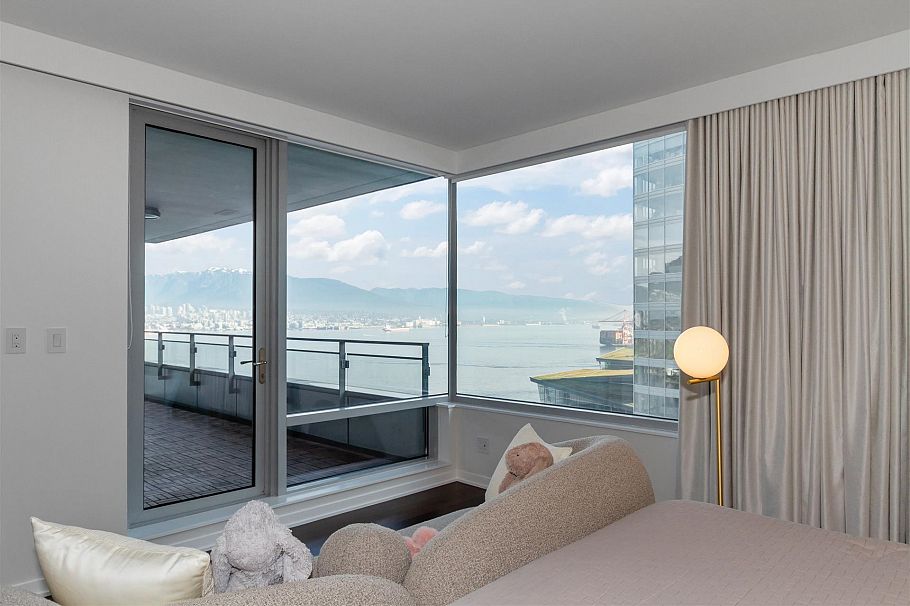 1902 1169 W Cordova Street Vancouver, BC - 12