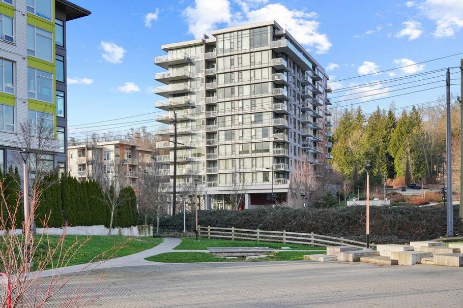 903 3281 E Kent Avenue North Vancouver, BC - 1