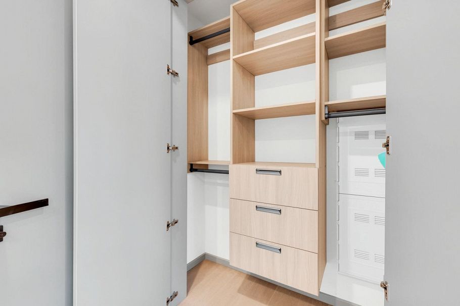 2 3547 E Georgia Street Vancouver, BC - 24