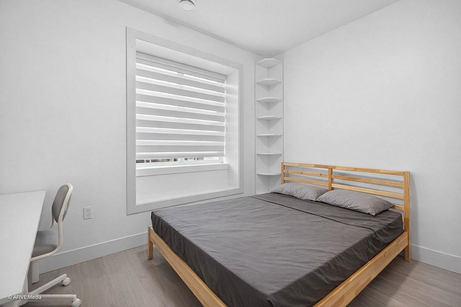 1052 E 50th Avenue Vancouver, BC - 27