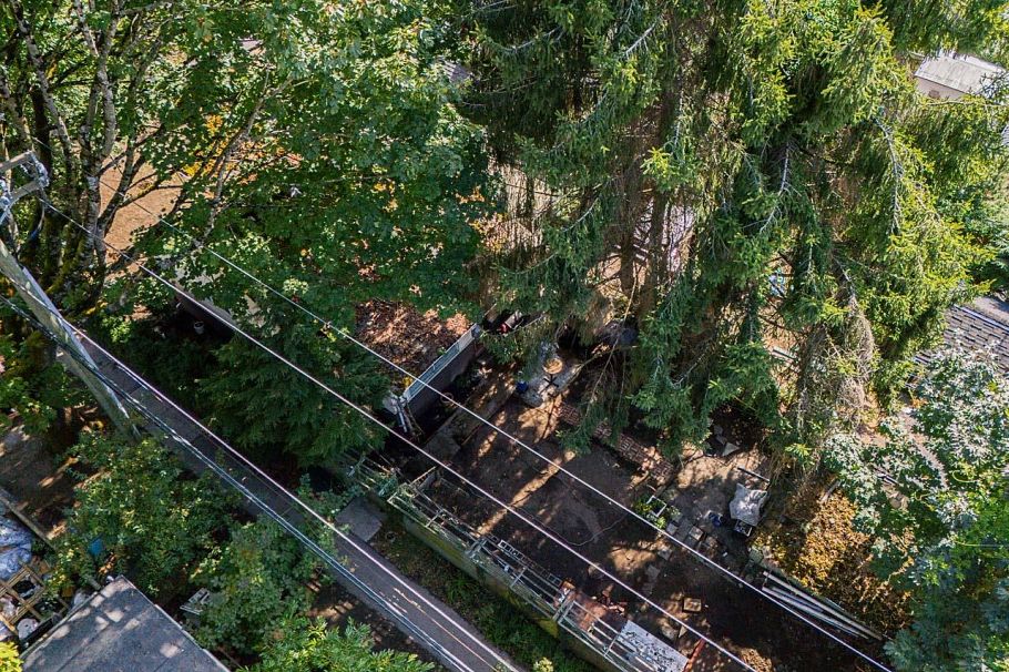 970 W 64th Avenue Vancouver, BC - 11